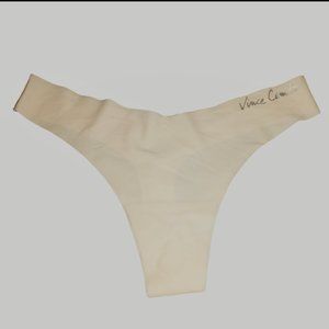 VINCE CAMUTO Seamless Thongs Size S